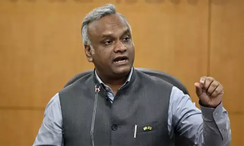 കർണാടകയിൽ വേനൽ കടുക്കുന്നു; ഗ്രാമങ്ങളിൽ കുടിവെള്ളക്ഷാമം ഒഴിവാക്കാൻ സർക്കാർ ഇടപെടൽ