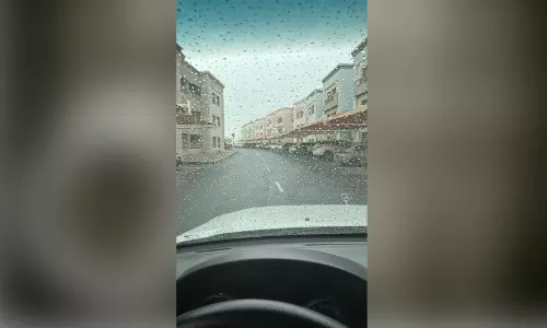 മ​ഴ നനഞ്ഞ് ദോഹ