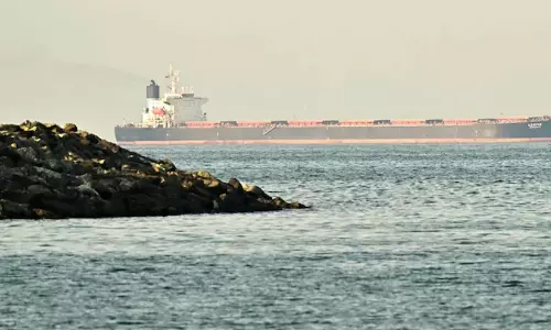 ഹുർമുസിൽ കപ്പലുകൾക്ക് സുരക്ഷ: യുടേൺ അടിച്ച് യു.എസ്