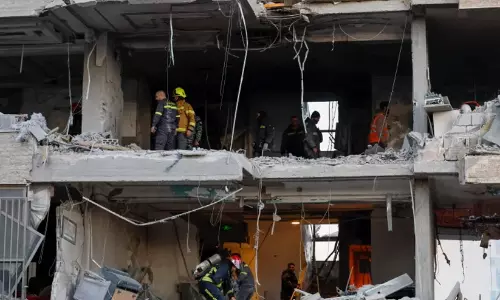 ലബനാനിൽ ജവാസകേന്ദ്രങ്ങളിലും ഇസ്രായേൽ ആക്രമണം; മരണം 500 കടന്നു