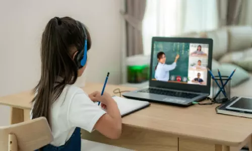 ഓ​ൺ​ലൈ​ൻ പ​ഠ​നം; ആ​ശ​ങ്ക വേ​ണ്ട