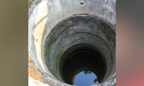 കിണറിൽ സ്ഫോടനം; വീടുകൾക്ക് വിള്ളൽ