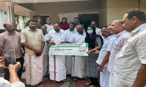 സൗ​ദി കെ.​എം.​സി.​സി സു​ര​ക്ഷാ പ​ദ്ധ​തി;  സിദ്ദീഖി​ന്റെ കുടുംബത്തിന് മരണാനന്തര ആനുകൂല്യം കൈമാറി