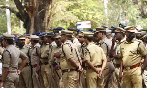 പൊലീസ് സ്റ്റേഷനില്‍ അതിക്രമം; 15 സി.പി.എം പ്രവര്‍ത്തകര്‍ക്കെതിരെ കേസ്