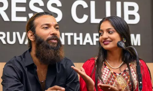 Monalisa and Her Husband