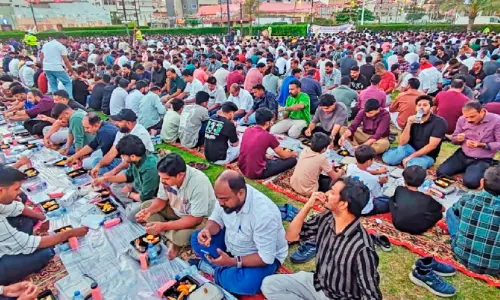 ജിദ്ദ ഒ.ഐ.സി.സി മലപ്പുറം ജില്ലാ കമ്മിറ്റി മെഗാ ഇഫ്താർ