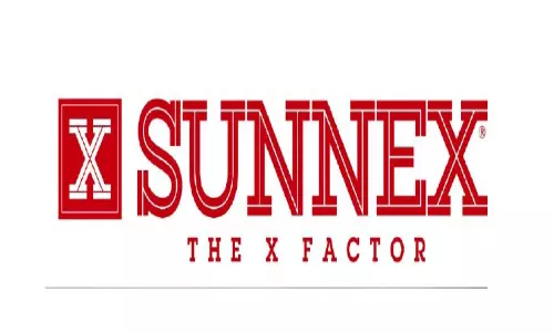 ഹാഫ് പേ ബാക് ഓഫറുമായി സണ്ണക്സ് ഹാഫ് പേ ബാക് ഓഫറുമായി സണ്ണക്സ്