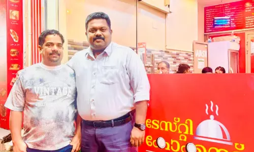 സ്‌നേഹത്തിന്റെ വിരുന്നൊരുക്കി ഹനീഫയുടെ നോമ്പ് തുറ