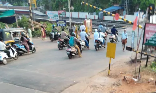 വരുന്നു, കടലുണ്ടിയിൽ മേൽപാലം