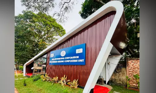 കൊല്ലം വികസനം; മെക്കനൈസ്ഡ് കംപോസ്റ്റിങ് യൂനിറ്റുകൾ കൂടുതൽ ഡിവിഷനുകളിലേക്ക് കൊല്ലം വികസനം; മെക്കനൈസ്ഡ് കംപോസ്റ്റിങ് യൂനിറ്റുകൾ കൂടുതൽ ഡിവിഷനുകളിലേക്ക്