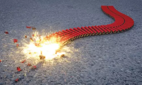 ആഘോഷം അതിരുവിടേണ്ട; പിടിവീഴും..!