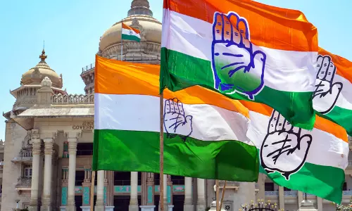 ഡൽഹിയിൽ കോൺഗ്രസ് നേതാക്കളുമായി ചർച്ച നടത്തി   സി.സി. മുകുന്ദൻ തിരിച്ചെത്തി