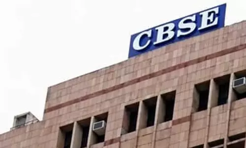 ഗൾഫ് രാജ്യങ്ങളിലെ സി.ബി.എസ്.ഇ പന്ത്രണ്ടാം ക്ലാസ് പരീക്ഷ റദ്ദാക്കി, ഫല പ്രഖ്യാപന രീതി പിന്നീട് അറിയിക്കും ഗൾഫ് രാജ്യങ്ങളിലെ സി.ബി.എസ്.ഇ പന്ത്രണ്ടാം ക്ലാസ് പരീക്ഷ റദ്ദാക്കി, ഫല പ്രഖ്യാപന രീതി പിന്നീട് അറിയിക്കും