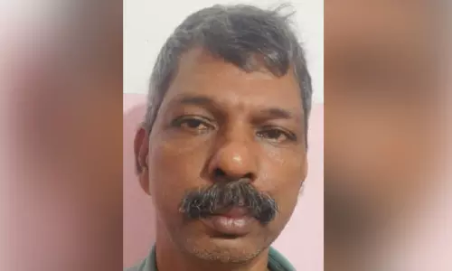 10 ലക്ഷത്തിന്റെ പുകയില ഉൽപന്നങ്ങളുമായി മധ്യവയസ്കൻ അറസ്റ്റിൽ