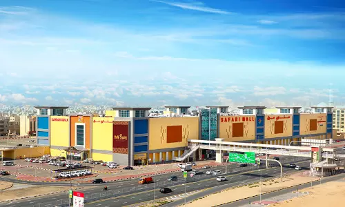 മുവൈലയുടെ സ്വർണത്തിളക്കം; ശ്രദ്ധേയമാകുന്ന ഷാർജ സഫാരി മാളിലെ ഗോൾഡ് സൂഖ് മുവൈലയുടെ സ്വർണത്തിളക്കം; ശ്രദ്ധേയമാകുന്ന ഷാർജ സഫാരി മാളിലെ ഗോൾഡ് സൂഖ്