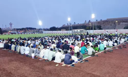 ദു​ബ മ​ല​യാ​ളി വാ​ട്സാ​പ്പ് കൂ​ട്ടാ​യ്മ മെ​ഗാ ഇ​ഫ്താ​ർ സം​ഗ​മം