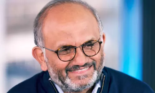 അഡോബ് സി.ഇ.ഒ ശാന്തനു നാരായൺ സ്ഥാനമൊഴിയുന്നു; ചരിത്രപരമായ യാത്രക്ക് അഭിനന്ദനങ്ങളെന്ന് സത്യ നാദെല്ല