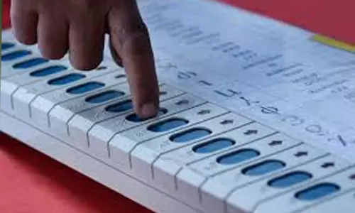 നിയമസഭ തെരഞ്ഞെടുപ്പ് അരങ്ങുണർന്നു; ഇനി മീനച്ചൂടിനെ വെല്ലുന്ന പോരാട്ടച്ചൂട് നിയമസഭ തെരഞ്ഞെടുപ്പ് അരങ്ങുണർന്നു; ഇനി മീനച്ചൂടിനെ വെല്ലുന്ന പോരാട്ടച്ചൂട്