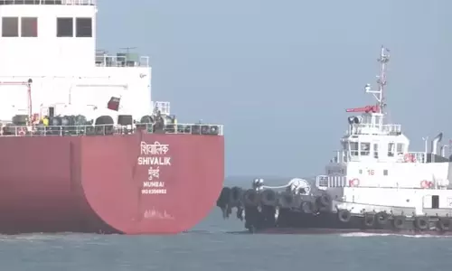 കാത്തിരിപ്പിന് വിരാമം: ഇന്ത്യന് തീരം തൊട്ട് ശിവാലിക് കാത്തിരിപ്പിന് വിരാമം: ഇന്ത്യന് തീരം തൊട്ട് ശിവാലിക്