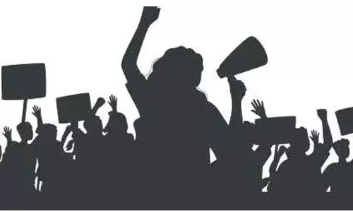 വന്ദേമാതരം നിർബന്ധമാക്കൽ നാഗാലാൻഡിൽ വൻ പ്രതിഷേധം വന്ദേമാതരം നിർബന്ധമാക്കൽ നാഗാലാൻഡിൽ വൻ പ്രതിഷേധം