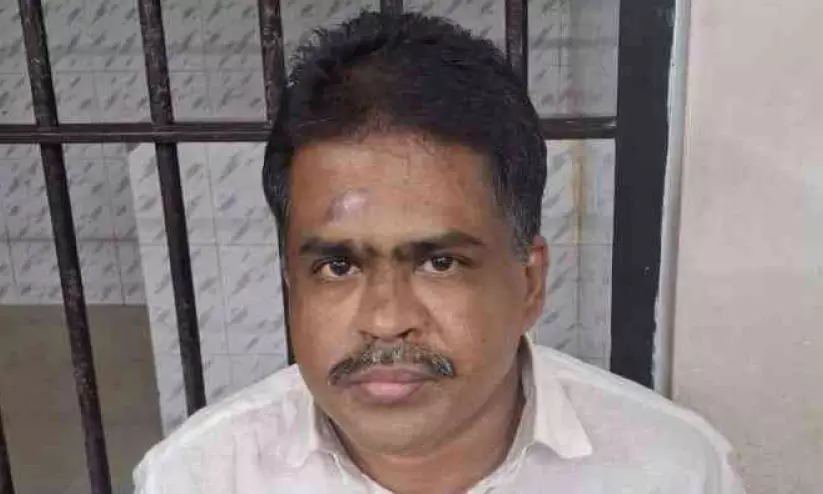 മതസ്പർധ പരത്തുന്ന വ്യാജസന്ദേശം പ്രചരിപ്പിച്ചയാൾ അറസ്റ്റിൽ മതസ്പർധ പരത്തുന്ന വ്യാജസന്ദേശം പ്രചരിപ്പിച്ചയാൾ അറസ്റ്റിൽ