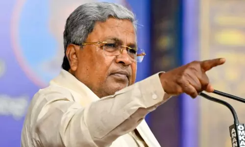 പാചകവാതകം മറ്റു രാജ്യങ്ങളിൽ നിന്ന് ഇറക്കുമതി ചെയ്യണം -മുഖ്യമന്ത്രി