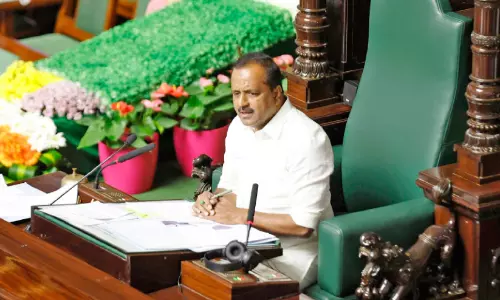 എം.എൽ.എമാരുടെ ചോദ്യങ്ങൾക്ക് മറുപടിയില്ല; സ്പീക്കർ സഭ നിർത്തി ഇറങ്ങിപ്പോയി