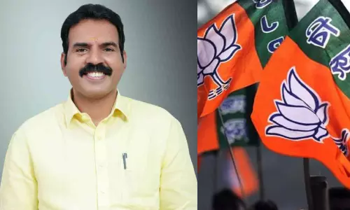 വടകരയിൽ എൻ.ഡി.എ സ്ഥാനാത്ഥിയെ പ്രഖ്യാപിച്ചു; ഇടത്-വലത് സ്ഥാനാർഥികളായില്ല വടകരയിൽ എൻ.ഡി.എ സ്ഥാനാത്ഥിയെ പ്രഖ്യാപിച്ചു; ഇടത്-വലത് സ്ഥാനാർഥികളായില്ല