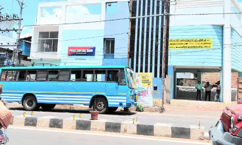 ഉദ്ഘാടനം കഴിഞ്ഞിട്ട് രണ്ട് മാസം; പൊലീസ് കൺട്രോൾ റൂം പ്രവർത്തനമാരംഭിച്ചില്ല ഉദ്ഘാടനം കഴിഞ്ഞിട്ട് രണ്ട് മാസം; പൊലീസ് കൺട്രോൾ റൂം പ്രവർത്തനമാരംഭിച്ചില്ല