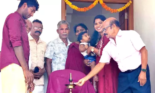 മറക്കില്ലൊരിക്കലും... സന്തോഷ് ട്രോഫി താരം ബിബിൻ പാരഡൈസിൽ താമസം തുടങ്ങി മറക്കില്ലൊരിക്കലും... സന്തോഷ് ട്രോഫി താരം ബിബിൻ പാരഡൈസിൽ താമസം തുടങ്ങി