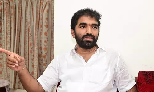 ഞാൻ ഒന്നും പറഞ്ഞിട്ടില്ല, അതൊക്കെ മാധ്യമ സൃഷ്ടി; ആര് മത്സരിക്കണമെന്ന് പാർട്ടി തീരുമാനിക്കും -മറിയ ഉമ്മന്‍റെ സ്ഥാനാർഥിത്വത്തിൽ ചാണ്ടി ഉമ്മൻ