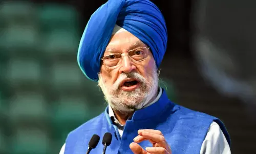 കേന്ദ്രമന്ത്രി ഹർദീപ് സിങ് പുരിയുടെ മകളെ ജെഫ്രി എപ്സ്റ്റീനുമായി ബന്ധിപ്പിക്കുന്ന സമൂഹമാധ്യമ ഉള്ളടക്കങ്ങൾ നീക്കണമെന്ന് ഡൽഹി ഹൈകോടതി കേന്ദ്രമന്ത്രി ഹർദീപ് സിങ് പുരിയുടെ മകളെ ജെഫ്രി എപ്സ്റ്റീനുമായി ബന്ധിപ്പിക്കുന്ന സമൂഹമാധ്യമ ഉള്ളടക്കങ്ങൾ നീക്കണമെന്ന് ഡൽഹി ഹൈകോടതി