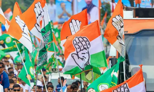 കോൺഗ്രസ് സ്ഥാനാർഥികളുടെ ആദ്യഘട്ട  പട്ടിക പ്രസിദ്ധീകരിച്ചു; കണ്ണൂരും കോന്നിയും ആദ്യ ലിസ്റ്റിൽ ഇല്ല