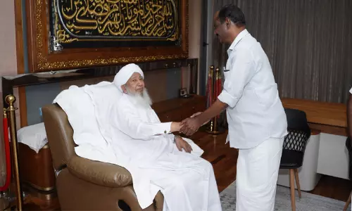 karayi rajan visit kanthapuram ap aboobakar musliyar