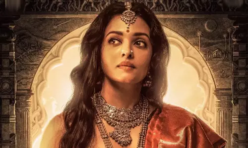 വസ്ത്രത്തിൽ ചുളിവുകൾ വീഴാതിരിക്കാൻ ഐശ്വര്യ റായ് ഏഴ് മണിക്കൂറോളം നിന്നു: നടിയുടെ പ്രൊഫഷണലിസത്തെകുറിച്ച് പൊന്നിയിൻ സെൽവൻ ഡിസൈനർ