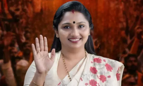 പോസ്റ്റർ മുന്നൊരുക്കം മാത്രം; സ്ഥാനാർഥി പ്രഖ്യാപനത്തിന് മുമ്പേ പോസ്റ്റർ അടിച്ചതിൽ ദീപ്തി മേരി വർഗീസ്