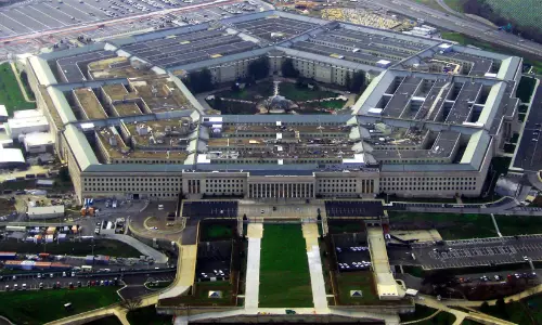 ഇറാനുമായുള്ള യുദ്ധത്തിന് 200 ബില്യൺ അധിക സഹായം ആവശ്യപ്പെട്ട് പെന്റഗൺ