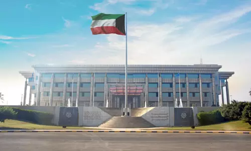 കുവൈത്തിൽ നിരോധിത സംഘടനയുമായി ബന്ധമുള്ള സംഘം പിടിയിൽ