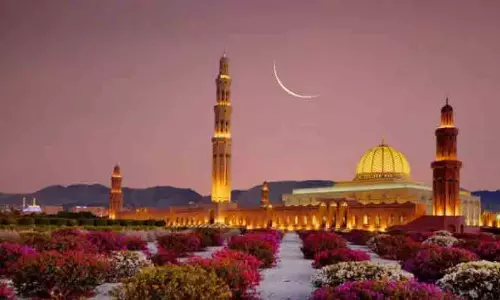 ഒമാനിലും വെള്ളിയാഴ്ച പെരുന്നാൾ