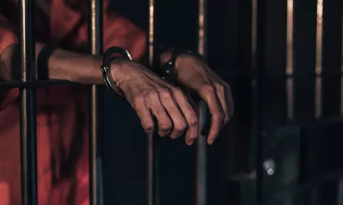 യു.എ.പി.എ കേസ്; രണ്ടുപേരെ എട്ടുവർഷത്തെ തടവിനുശേഷം കുറ്റവിമുക്തരാക്കി യു.എ.പി.എ കേസ്; രണ്ടുപേരെ എട്ടുവർഷത്തെ തടവിനുശേഷം കുറ്റവിമുക്തരാക്കി