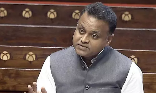 ഈദ് ദിനത്തിൽ മുസ്ലിംകളെ ആക്രമിക്കാനുള്ള ആഹ്വാനം ആശങ്കജനകം -ഹാരിസ് ബീരാൻ എം.പി ഈദ് ദിനത്തിൽ മുസ്ലിംകളെ ആക്രമിക്കാനുള്ള ആഹ്വാനം ആശങ്കജനകം -ഹാരിസ് ബീരാൻ എം.പി