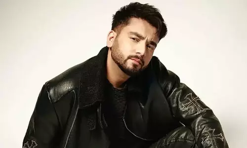 പാമ്പിൻ വിഷം കൊണ്ട് ‘മയക്കുമരുന്ന്’; യൂട്യൂബർക്കെതിരായ കേസ് റദ്ദാക്കി പാമ്പിൻ വിഷം കൊണ്ട് ‘മയക്കുമരുന്ന്’; യൂട്യൂബർക്കെതിരായ കേസ് റദ്ദാക്കി