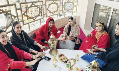 ‘പ്രതീക്ഷ’യോടെ; ഈദാഘോഷം ‘പ്രതീക്ഷ’യോടെ; ഈദാഘോഷം