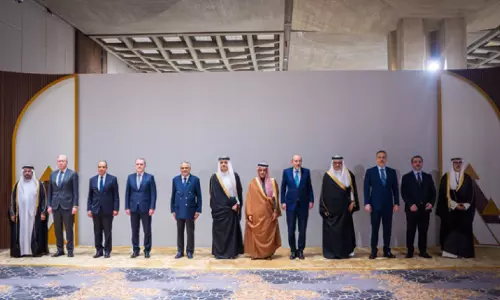 ഇറാൻ ആക്രമണം അവസാനിപ്പിക്കണം; സംയുക്ത പ്രസ്താവനയുമായി ബഹ്റൈനുൾപ്പെടെ 12 രാജ്യങ്ങൾ ഇറാൻ ആക്രമണം അവസാനിപ്പിക്കണം; സംയുക്ത പ്രസ്താവനയുമായി ബഹ്റൈനുൾപ്പെടെ 12 രാജ്യങ്ങൾ