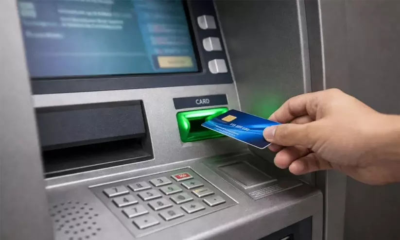 ഏപ്രിൽ 1 മുതൽ പുതിയ എ.ടി.എം നിയമങ്ങൾ; പണം പിൻവലിക്കൽ പരിധിയിലും സർവീസ് ചാർജിലും മാറ്റമുണ്ടാകും ഏപ്രിൽ 1 മുതൽ പുതിയ എ.ടി.എം നിയമങ്ങൾ; പണം പിൻവലിക്കൽ പരിധിയിലും സർവീസ് ചാർജിലും മാറ്റമുണ്ടാകും