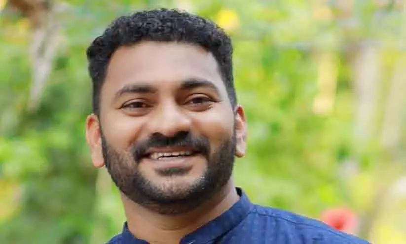 ഞാൻ അടിയുറച്ച കോൺഗ്രസുകാരൻ; എൽ.ഡി.എഫിലേക്കില്ല: അഭ്യൂഹങ്ങൾ തള്ളി റിയാസ് മുക്കോളി ഞാൻ അടിയുറച്ച കോൺഗ്രസുകാരൻ; എൽ.ഡി.എഫിലേക്കില്ല: അഭ്യൂഹങ്ങൾ തള്ളി റിയാസ് മുക്കോളി