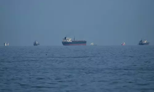 ഇറാനെ ആക്രമിക്കാൻ ബ്രിട്ടീഷ് സൈനിക താവളങ്ങൾ വിട്ടുനൽകി; ബ്രിട്ടീഷ് ജനങ്ങളുടെ ജീവൻ അപകടത്തിലാക്കിയെന്ന് ഇറാൻ ഇറാനെ ആക്രമിക്കാൻ ബ്രിട്ടീഷ് സൈനിക താവളങ്ങൾ വിട്ടുനൽകി; ബ്രിട്ടീഷ് ജനങ്ങളുടെ ജീവൻ അപകടത്തിലാക്കിയെന്ന് ഇറാൻ