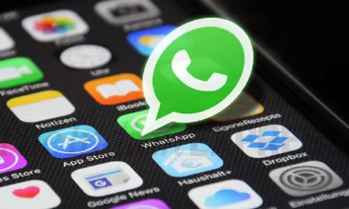 വാട്സ്ആപ്പ് അക്കൗണ്ട് ഡിലീറ്റ് ചെയ്താലും രക്ഷയില്ല; ഡിജിറ്റൽ അറസ്റ്റ് തട്ടിപ്പുകൾ തടയാൻ കർശന നടപടികളുമായി കേന്ദ്രം വാട്സ്ആപ്പ് അക്കൗണ്ട് ഡിലീറ്റ് ചെയ്താലും രക്ഷയില്ല; ഡിജിറ്റൽ അറസ്റ്റ് തട്ടിപ്പുകൾ തടയാൻ കർശന നടപടികളുമായി കേന്ദ്രം