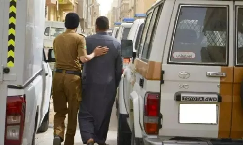 സൗദിയിൽ നിയമലംഘകർക്കെതിരെ കർശന നടപടി: ഒരാഴ്ചയ്ക്കുള്ളിൽ 22,900ലധികം പേർ പിടിയിൽ