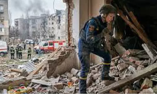 ചർച്ചക്ക് തൊട്ടുമുമ്പ് റഷ്യൻ   ആക്രമണം; യുക്രെയ്നിൽ രണ്ടുമരണം